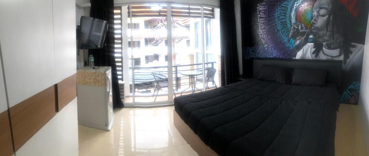 Bonkers Guesthouse Pattaya Eksteriør bilde