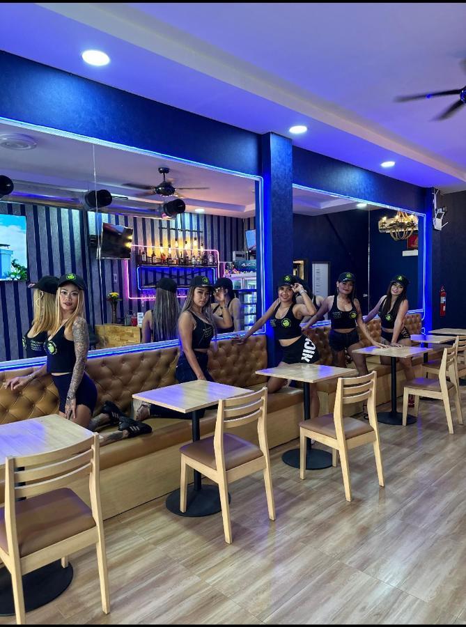 Bonkers Guesthouse Pattaya Eksteriør bilde
