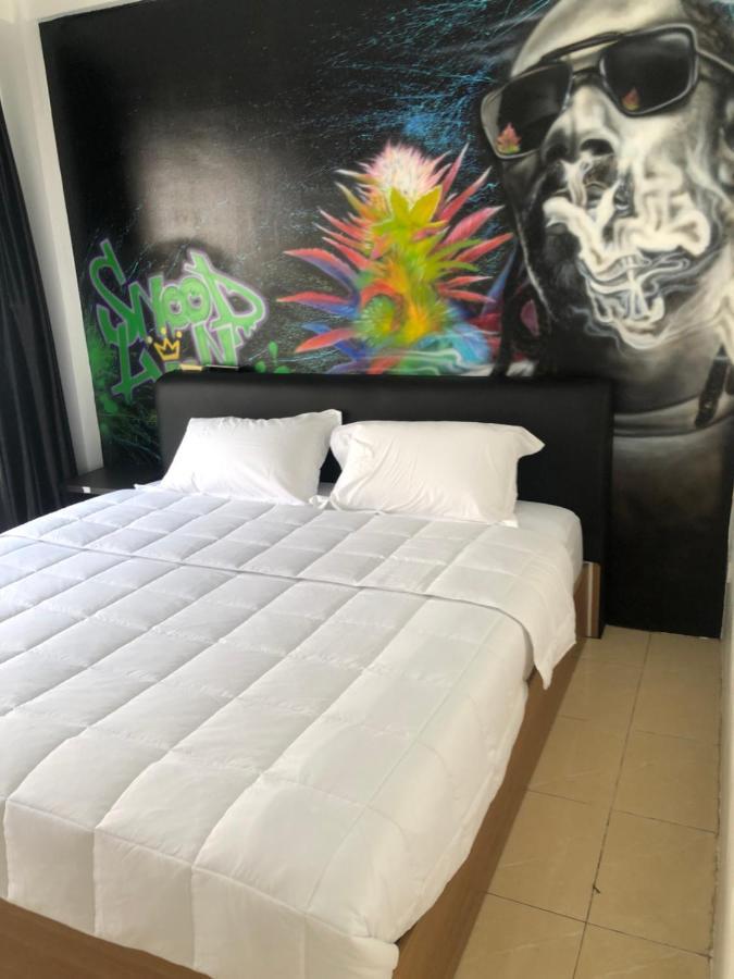 Bonkers Guesthouse Pattaya Eksteriør bilde